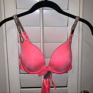 Sexy Little Things Victoria’s Secret Coral Push-up Bra 32D *DISCONTINUED…